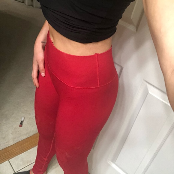 Red fabletic leggings, really cute w/ lace detail - Picture 1 of 3